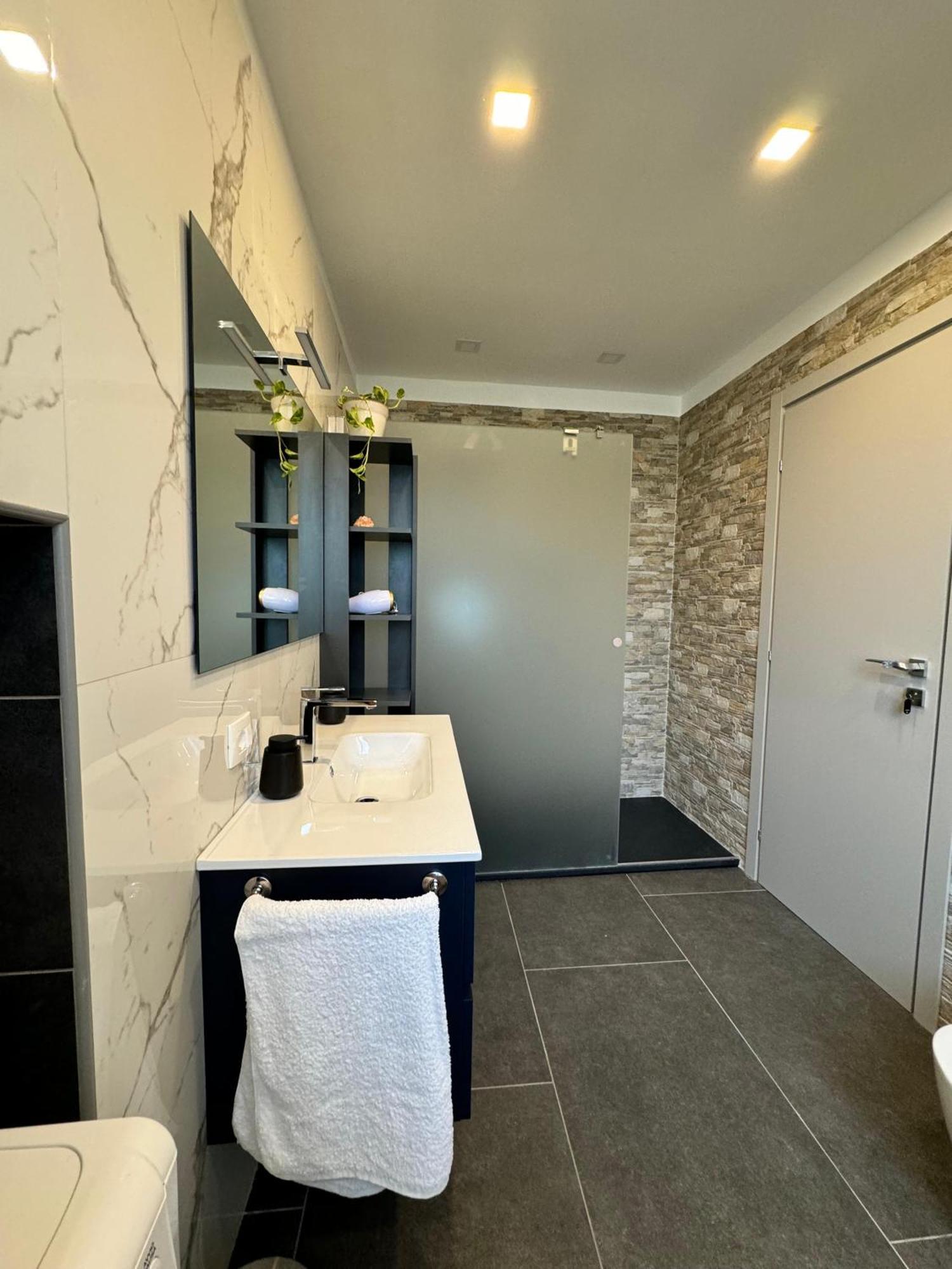 Villa Dalila Триест Екстериор снимка